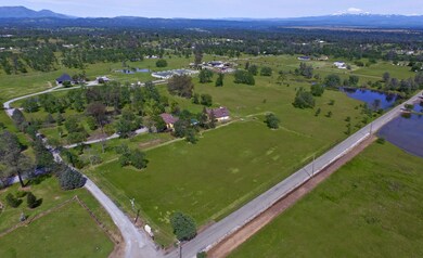 20+ Acres !