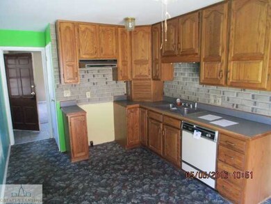 3904 S Deerfield Ave, Lansing, MI 48911 - photo 5