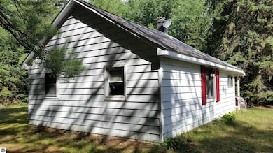 1240 Quigley Rd, West Branch, MI 48661 - photo 3