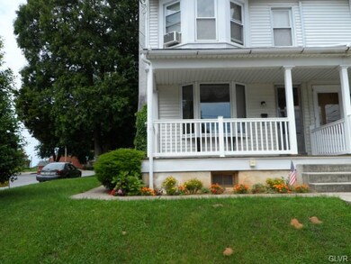 749 Walnut St, Emmaus, PA 18049 - photo 3