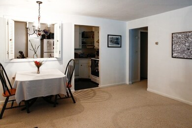 14 Hallmark Gardens unit 6, Burlington, MA 01803 - photo 7