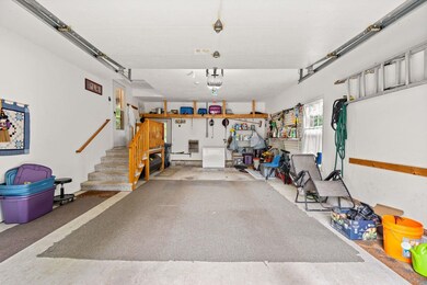 5 Stonegate Ln, Hampstead, NH 03841 - photo 2