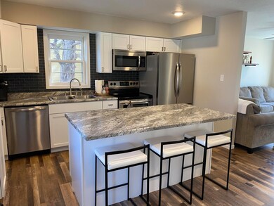 1014 E 7th Ave, Mitchell, SD 57301 - photo 2