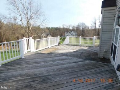 8638 Willow Run Rd, Windsor Mill, MD 21244 - photo 5