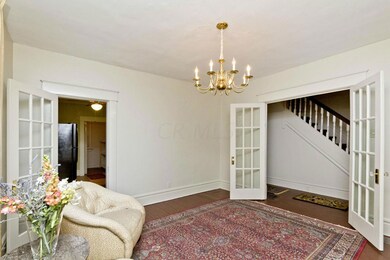 Living Room 3