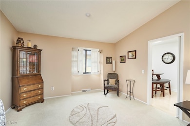 1066 Hampton Ridge Dr, Akron, OH 44313 - photo 7