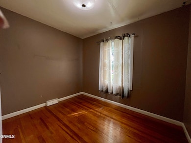 Bedroom #1