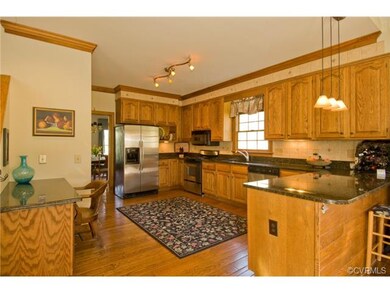 Massive Updated Kitchen With Raised Panel Oak Cabi