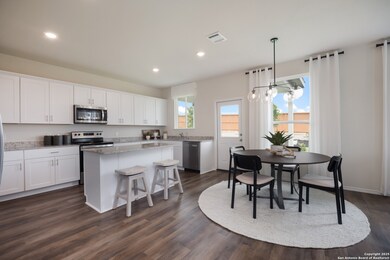 4133 Bermuda Ln, Seguin, TX 78155 - photo 7