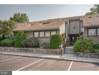 282 Uxbridge, Cherry Hill, NJ 08034 - photo 2