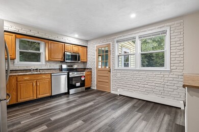 18 Stuart St, Oxford, MA 01540 - photo 6