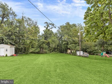 5559 Ashbourne Rd, Halethorpe, MD 21227 - photo 4