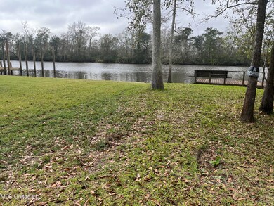 9413 Riverlodge Dr, Moss Point, MS 39562 - photo 4