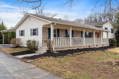 912 Naples Rd-024