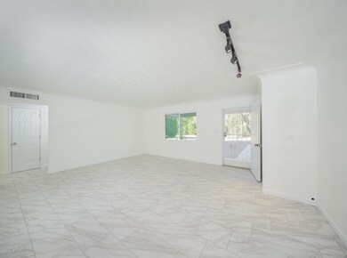 Nice bright tiled living room