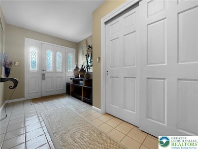 9 Aspen Ct, Easton, PA 18040 - photo 5