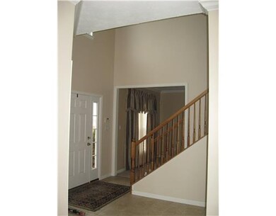 113 Scenery Hill Dr, Canonsburg, PA 15317 - photo 2