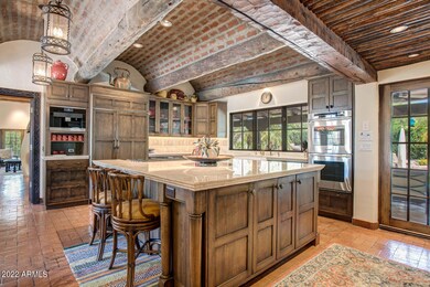 03_6100_E_Double_Tree_Ranch_Rd__025_mls