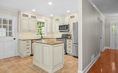 104 Timberland Dr, Ellijay, GA 30540 - photo 5