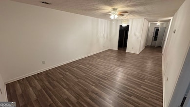 8501 Westchester Dr, Douglasville, GA 30134 - photo 4