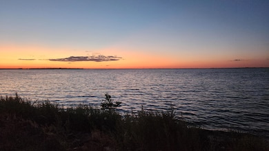 21133 Gregs Dr, Lake Preston, SD 57249 - photo 7