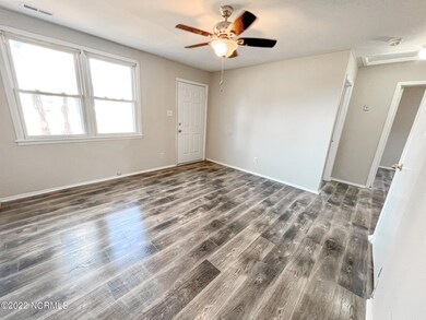 538 Williams St, Jacksonville, NC 28540 - photo 3