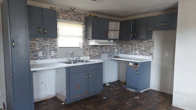 2156 Evans Dr, Lancaster, SC 29720 - photo 2