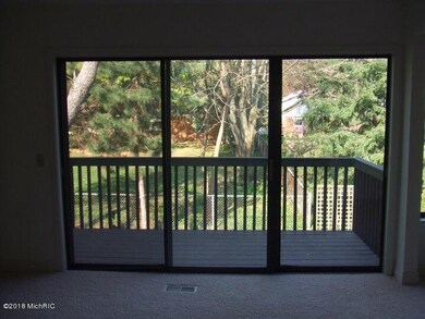 231 Durness Ct, Kalamazoo, MI 49006 - photo 6