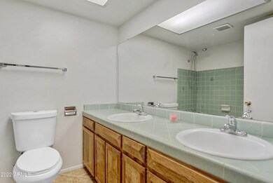 007_Bathroom II