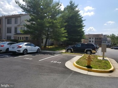 7521 Belle Grae Dr unit 11, Manassas, VA 20109 - photo 2