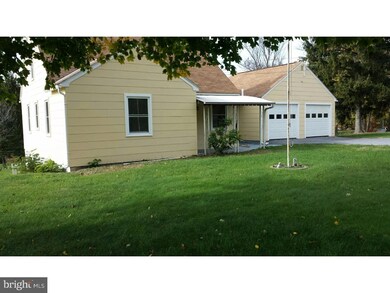 1429 Farmington Ave, Pottstown, PA 19464 - photo 2