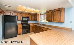 004_Kitchen