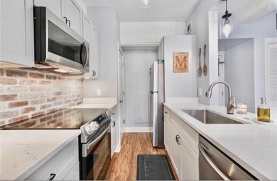 Julia Place Condominiums unit 217, New Orleans, LA 70130 - photo 7