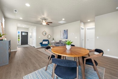 The Canyon - Main Living