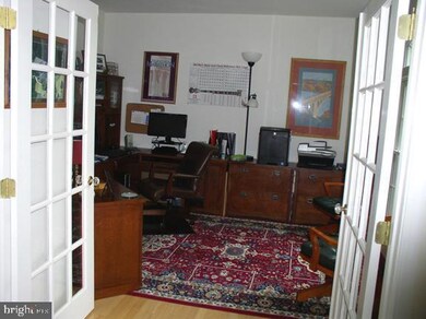 613 Okemo Dr, Sykesville, MD 21784 - photo 7