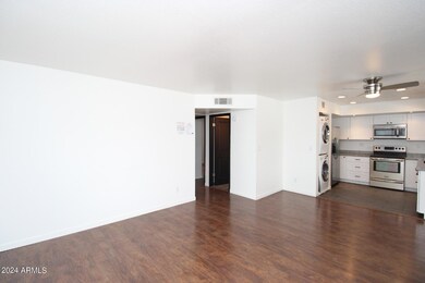 3635 N 37th St unit 6, Phoenix, AZ 85018 - photo 4