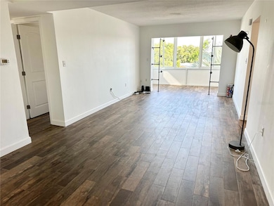 100 Waverly Way unit 303, Clearwater, FL 33756 - photo 7