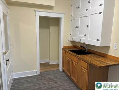 149 S Main St, Nazareth, PA 18064 - photo 5