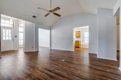 705 Yosemite Trail, Mesquite, TX 75149 - photo 4