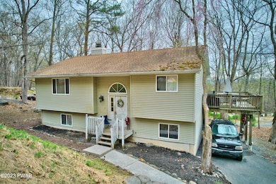 1052 Maple Lake Dr, Bushkill, PA 18324 - photo 3