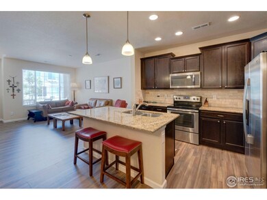 Eat-in Kitchen