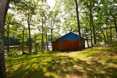22 Spring Cove Ln Pleasant Pond02