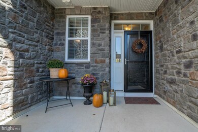 2092 Julia Dr, Conshohocken, PA 19428 - photo 4