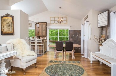 Upstairs Living Room 9200-SMALL