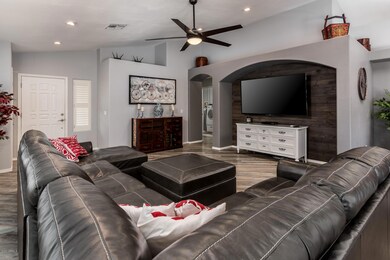 9024 E Halifax Cir - MLS-7