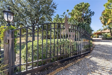 2209 Lost River Trail, Ruskin, FL 33570 - photo 6