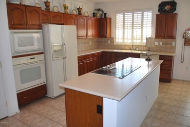 Island w/ electric cook top