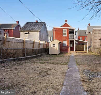 521 W Church St, Hagerstown, MD 21740 - photo 6