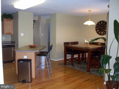 9740 Selfridge Rd, Middle River, MD 21220 - photo 3