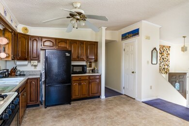 12 Bernese St, Fairhaven, MA 02719 - photo 6